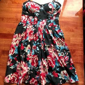 [Band of Gypsies] NWT Bustier Floral Mini Dress